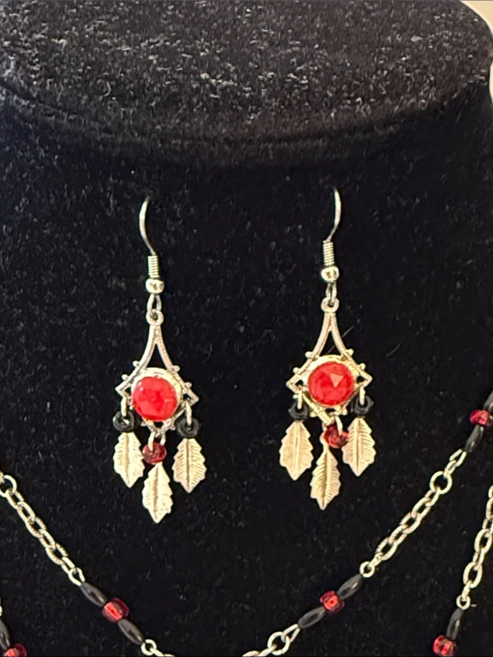 Vintage Silver Tone Red Black Double Layered Necklace Dangle Drop Earrings Set